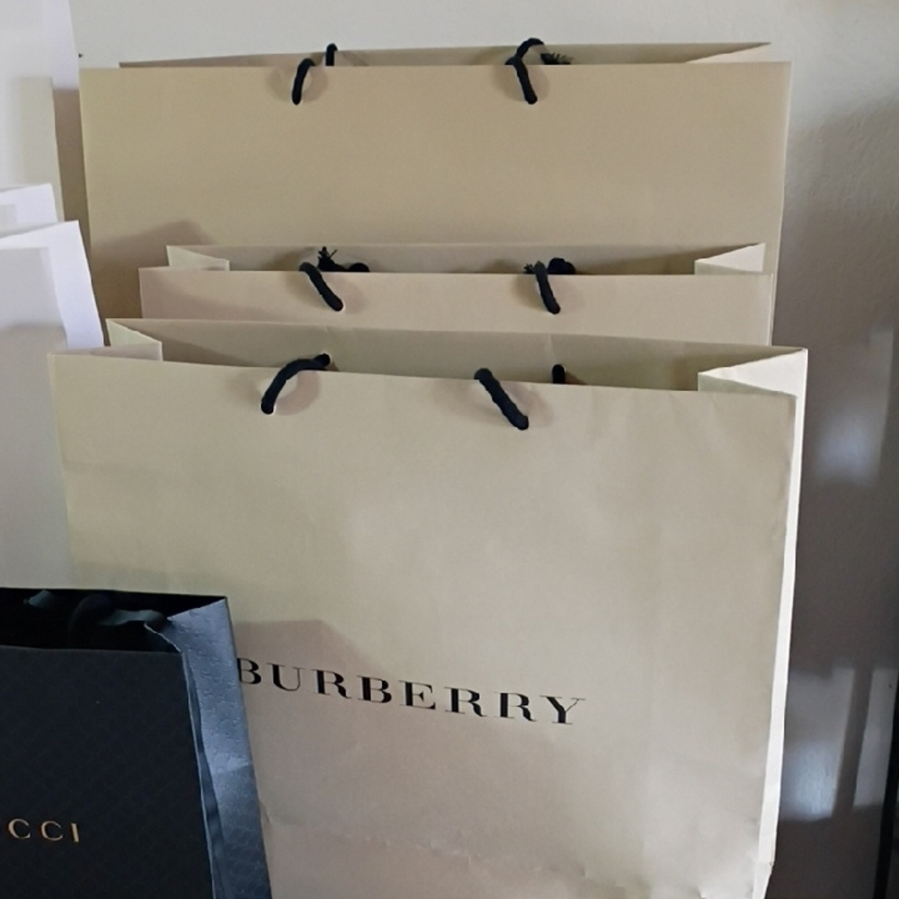 Luxury Branded Bundle Designer Paper Shopping Bags - Picture 5 of 12